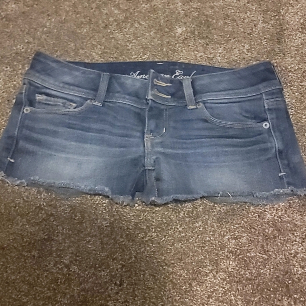 American eagle shorts size 4